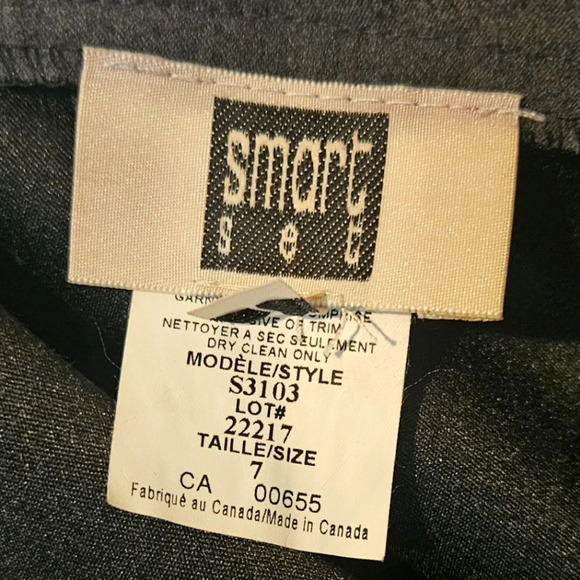 Smart Set Classic Slit Hem Skirt - Picture 4 of 5